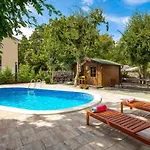 Noveanni By Interhome بيت للعطل