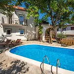بيت للعطل Noveanni By Interhome Kornić