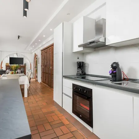 Noveanni By Interhome *
