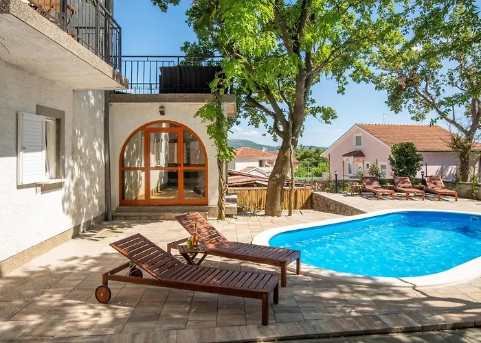 Noveanni By Interhome בית נופש Kornić