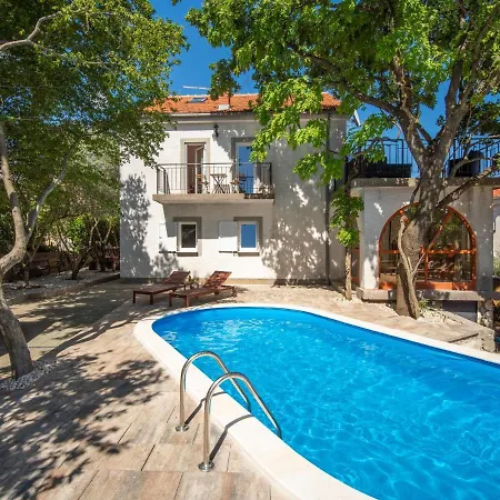 Holiday home Noveanni By Interhome Kornic