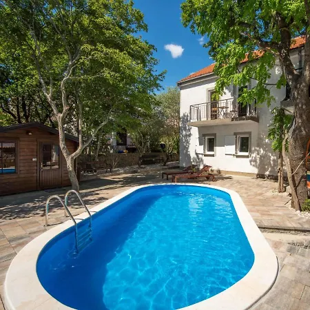 Holiday home Noveanni By Interhome