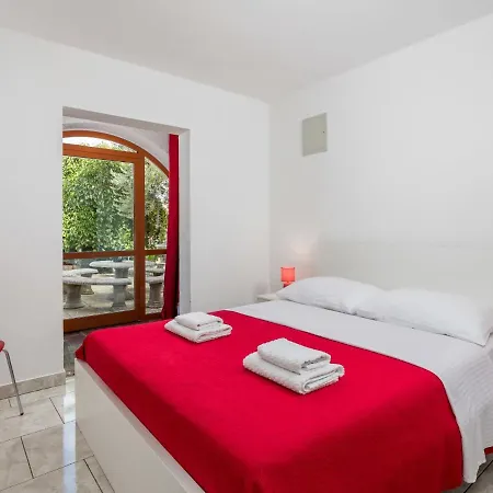 Holiday home Noveanni By Interhome Kornic